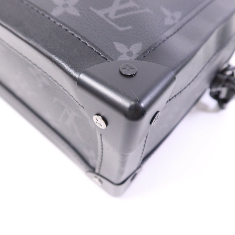 LOUIS VUITTON Monogram Eclipse Soft Trunk肩背袋-10