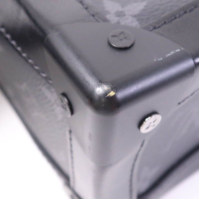 LOUIS VUITTON Monogram Eclipse Soft Trunk肩背袋-16