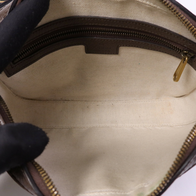 GUCCI 塗層帆布GG Supreme Wristlet Crossbody Bag金扣肩背袋-4