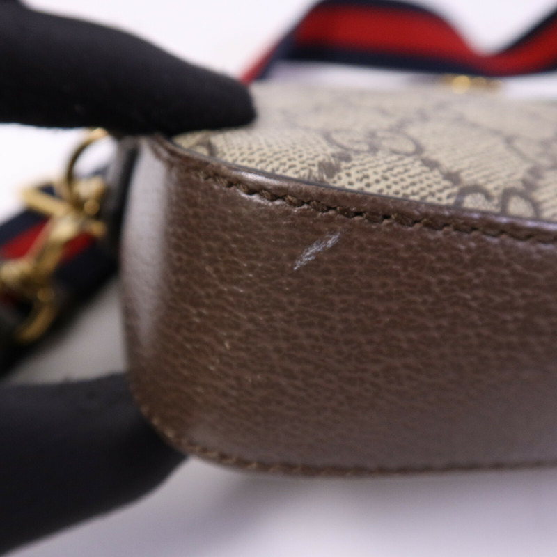 GUCCI 塗層帆布GG Supreme Wristlet Crossbody Bag金扣肩背袋-16