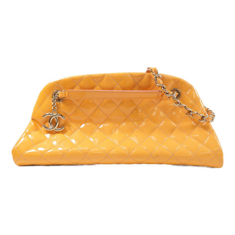 CHANEL 漆皮皮革Chain Shoulder銀扣鏈帶肩背袋