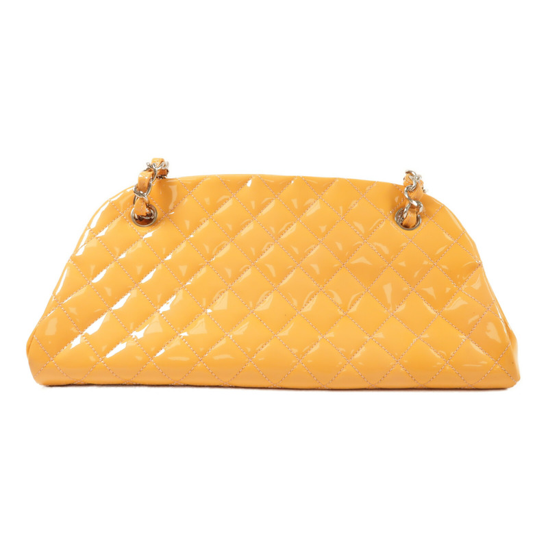 CHANEL 漆皮皮革Chain Shoulder銀扣鏈帶肩背袋-1