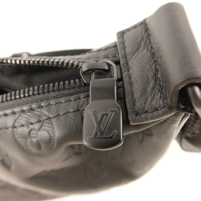 LOUIS VUITTON Monogram Shadow Hamac PM肩背袋-7