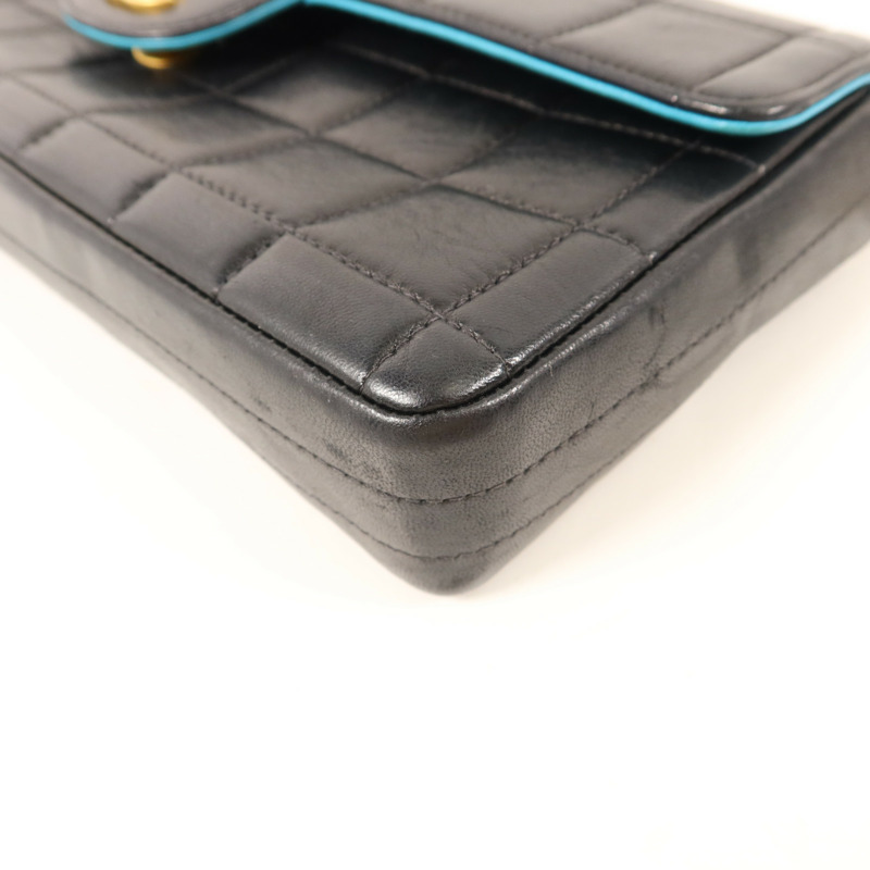 CHANEL 羊皮皮革Chocolate Bar Vintage金扣鏈帶肩背袋-11