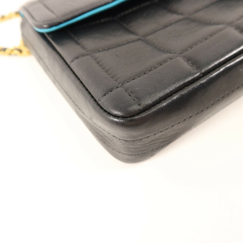 CHANEL 羊皮皮革Chocolate Bar Vintage金扣鏈帶肩背袋-12