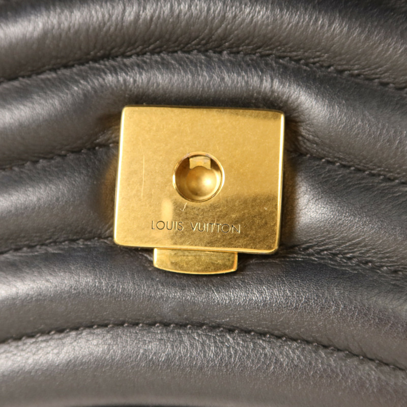 LOUIS VUITTON 牛皮皮革New Wave MM金扣鏈帶手挽肩背兩用袋-8