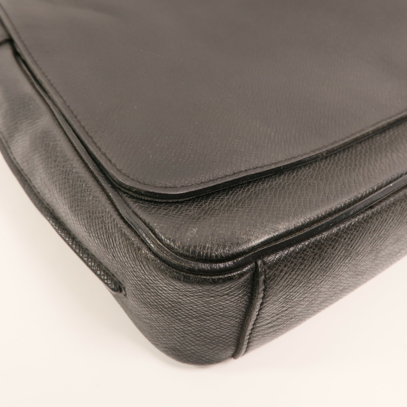 LOUIS VUITTON Taiga Roman PM銀扣肩背袋-9