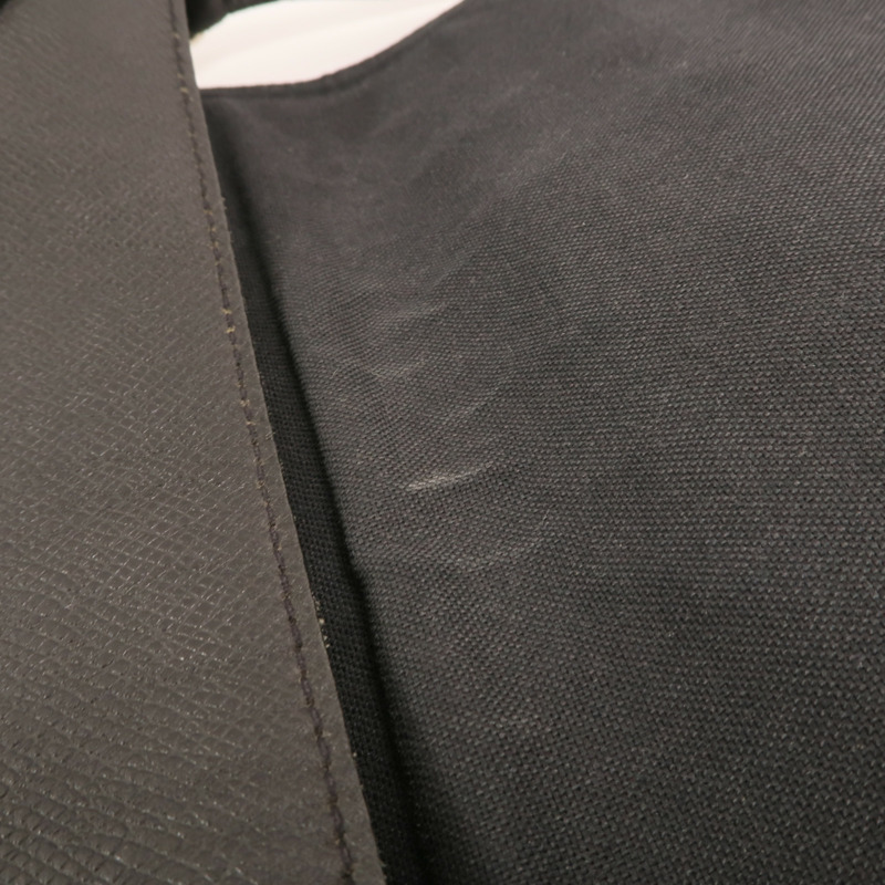 LOUIS VUITTON Taiga Roman PM銀扣肩背袋-14