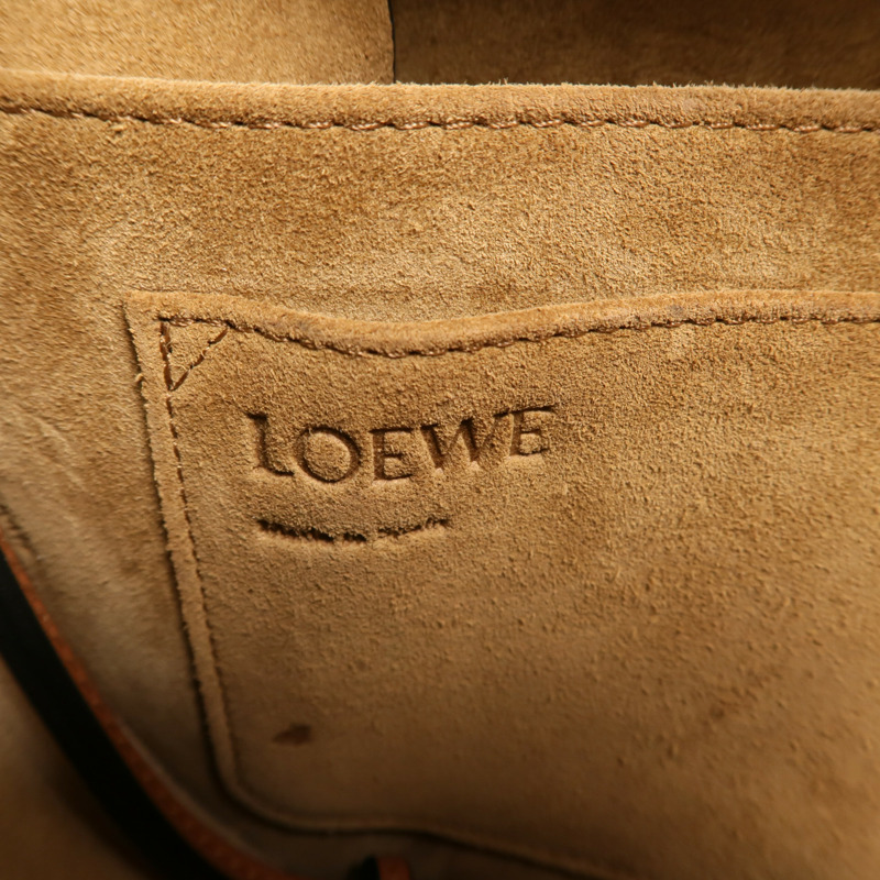 LOEWE 牛皮皮革Small Gate金扣肩背袋-5