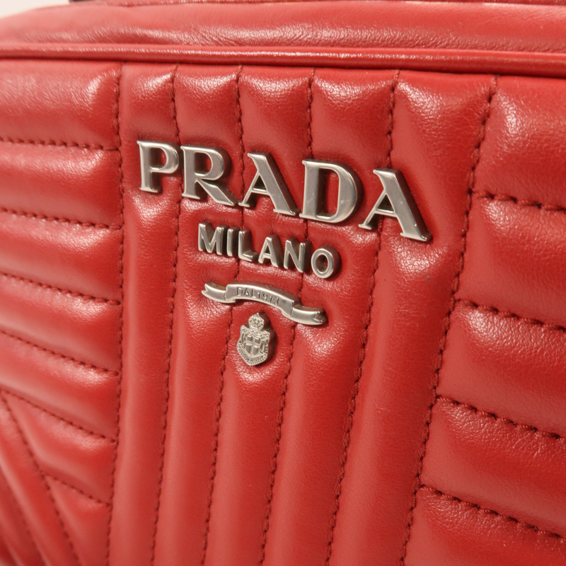 PRADA 牛皮皮革Diagramme Bag銀扣鏈帶手挽肩背兩用袋-12