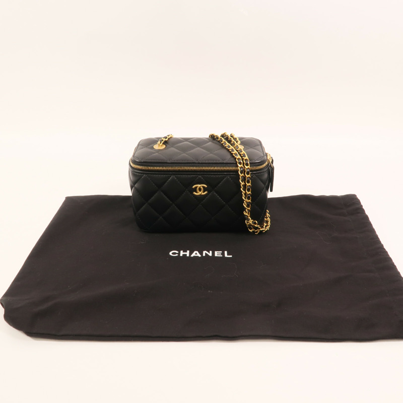 CHANEL 羊皮皮革Vanity Case金扣鏈帶肩背袋-8
