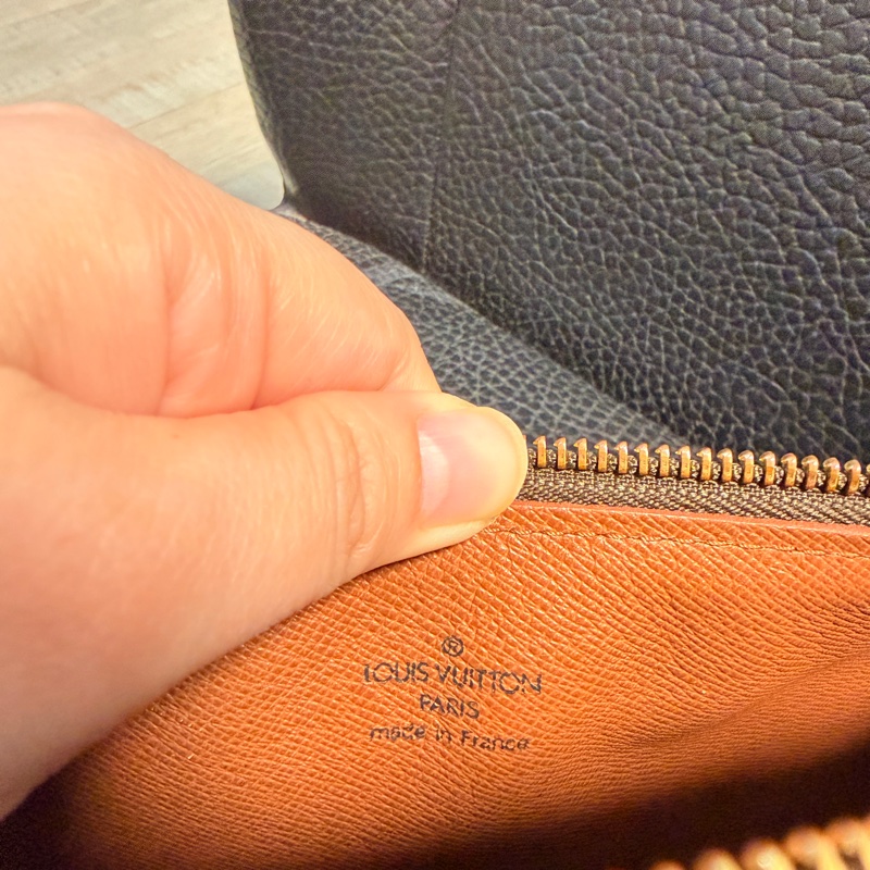 LV 咖色巴比龍 中號-10