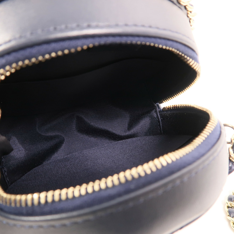 CHANEL 羊皮皮革Round Chain Bag金扣鏈帶肩背袋-4
