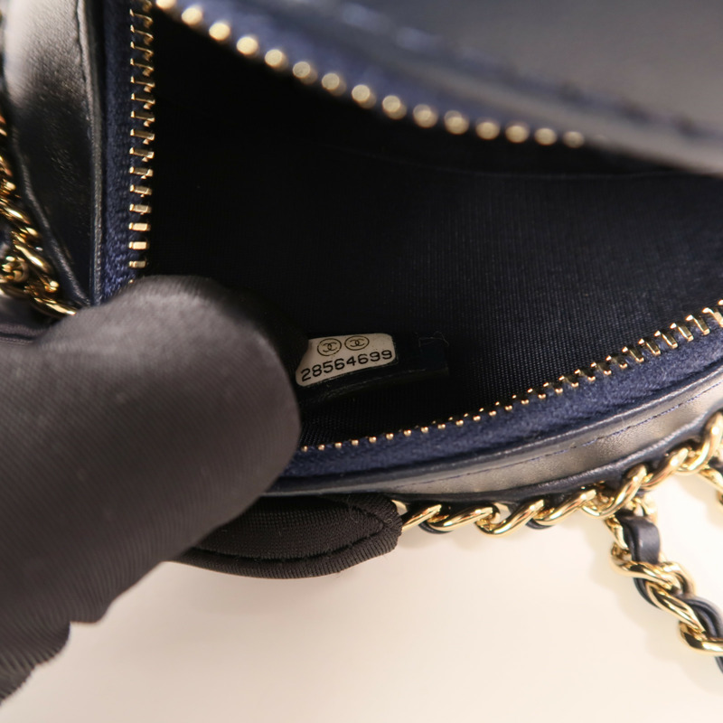 CHANEL 羊皮皮革Round Chain Bag金扣鏈帶肩背袋-6