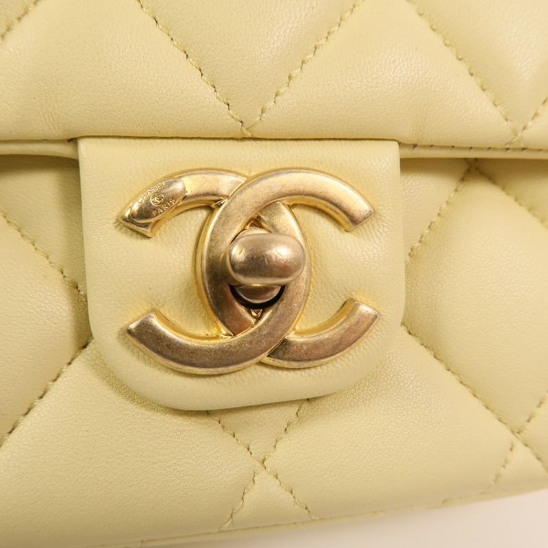 CHANEL 羊皮皮革Mini Flap Bag金扣鏈帶肩背袋-13