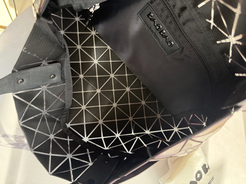 Baobao 三宅ㄧ生10*10 手提包👜-9