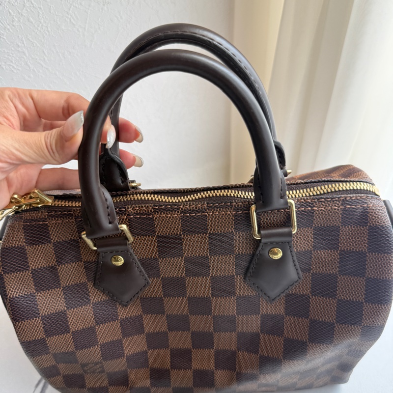 Lv speedy 25 卡棋盤波士頓包有背帶-1