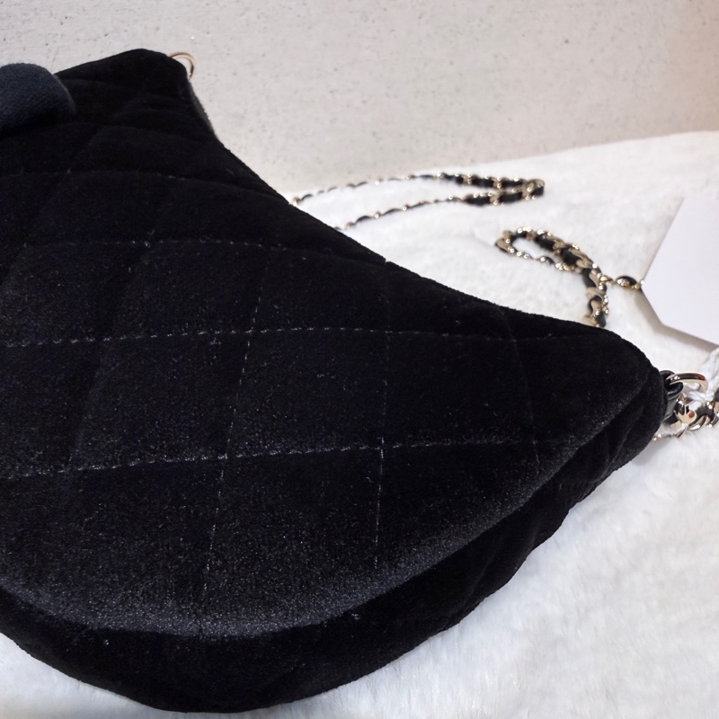 Chanel✨絲絨月亮包彎月包鏈條包-18