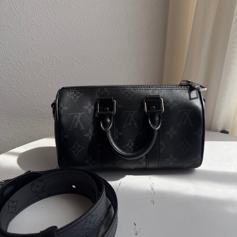 Lv keepall Xs 20cm 斜背包🤍🤍💕男女都可以-0