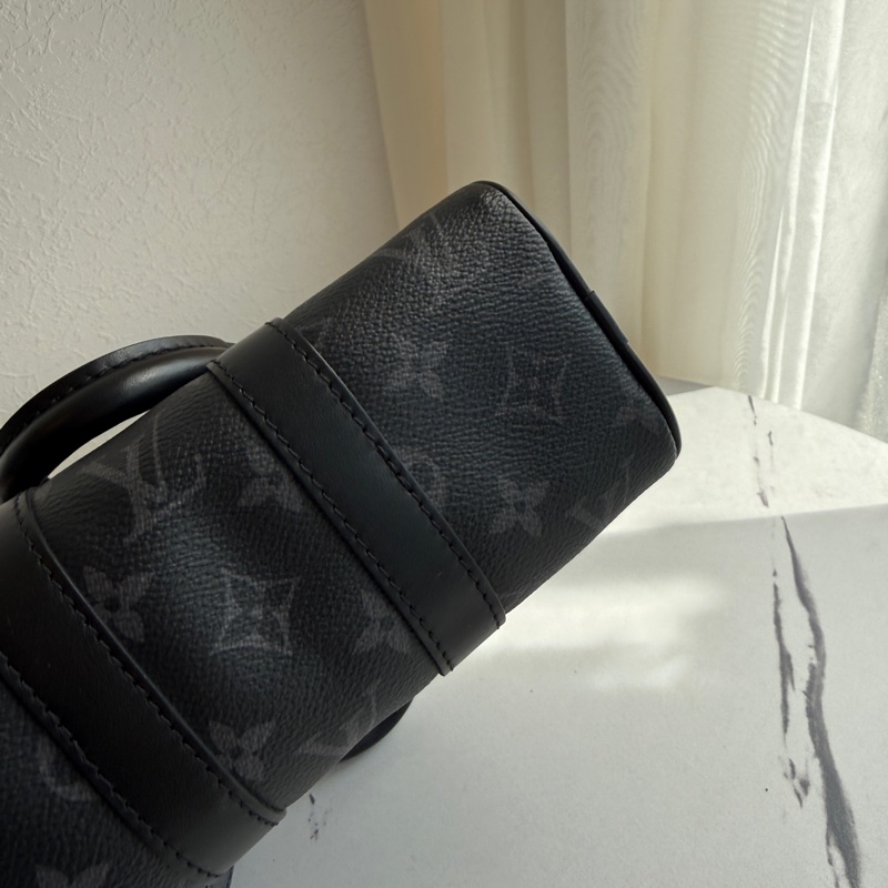 Lv keepall Xs 20cm 斜背包🤍🤍💕男女都可以-5