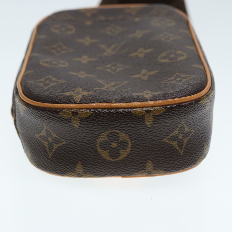 【日本直送】路易威登 Monogram Pochette Gange 肩背包 M51870 LV 正品 77702V-4