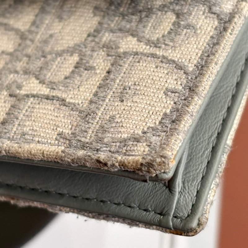 ::Christian Dior:: Dior Saddle Bloom 卡夾灰色Dior Oblique 緹花零錢包 卡包-8