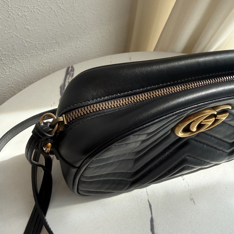 Gucci Marmont 相機包黑金💕🤍❤️-4
