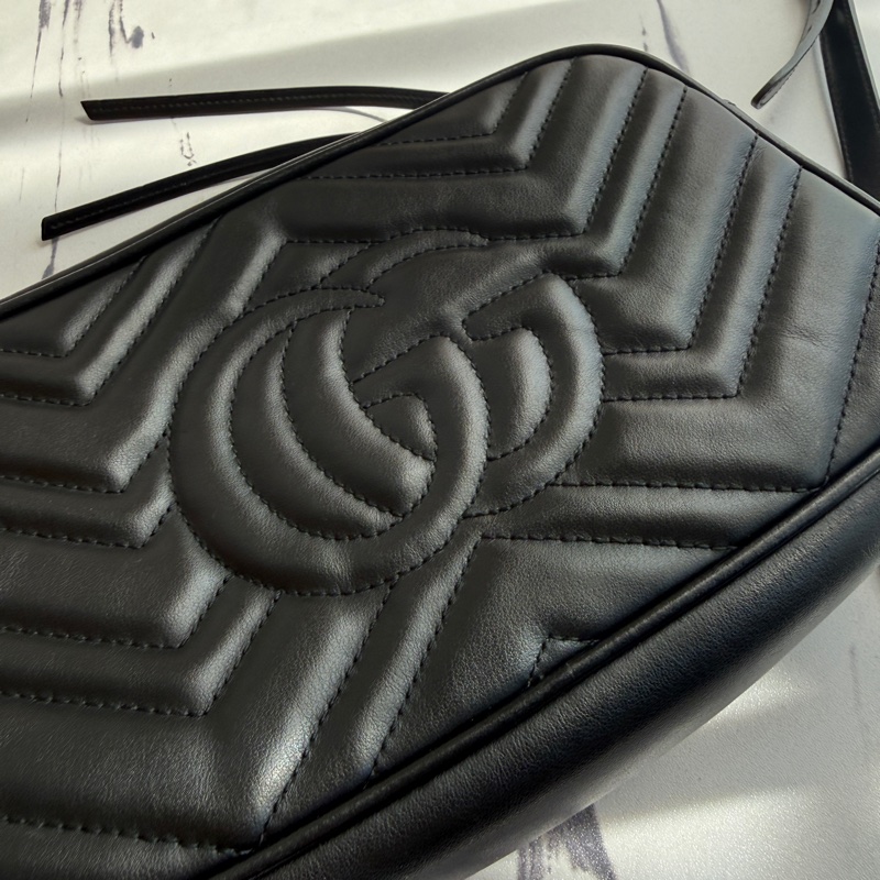Gucci Marmont 相機包黑金💕🤍❤️-6