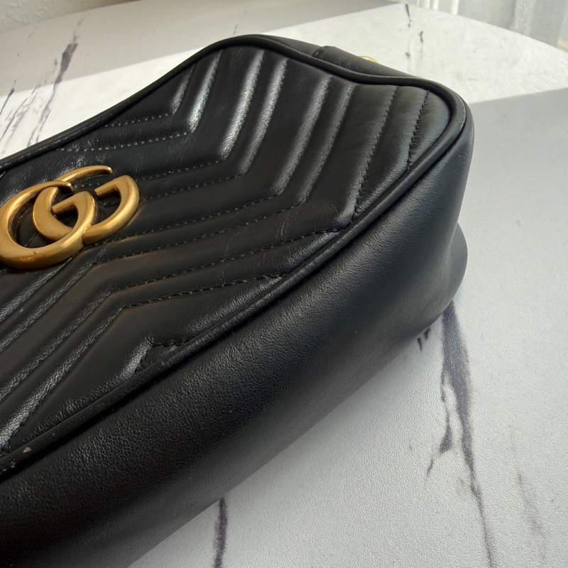 Gucci Marmont 相機包黑金💕🤍❤️-9