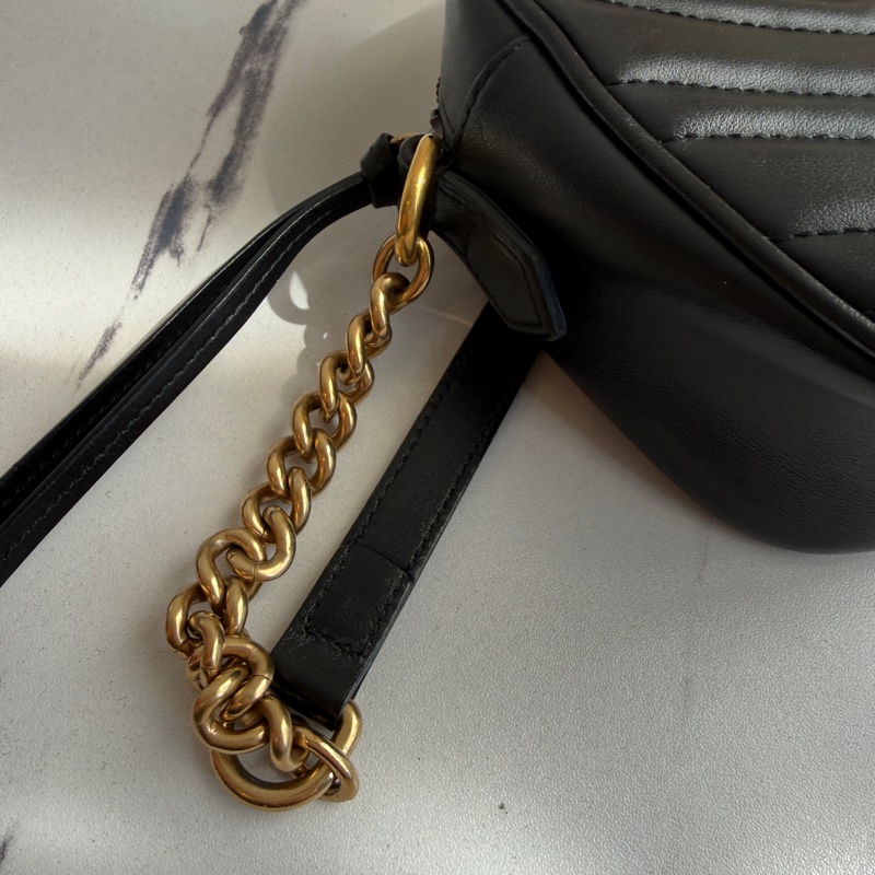 Gucci Marmont 相機包黑金💕🤍❤️-10