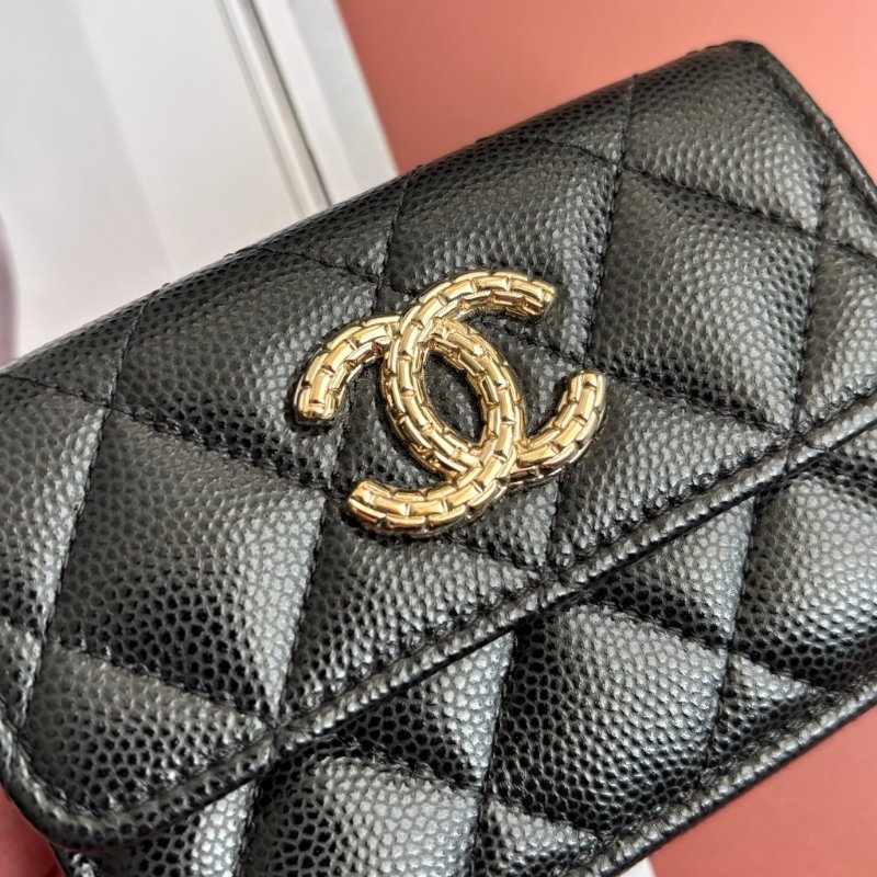 限定款 ::CHANEL::香奈兒菱格紋雙C釦式三摺短夾 內迴紋針圖樣-1