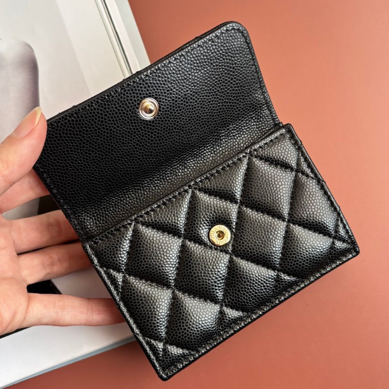 限定款 ::CHANEL::香奈兒菱格紋雙C釦式三摺短夾 內迴紋針圖樣-2