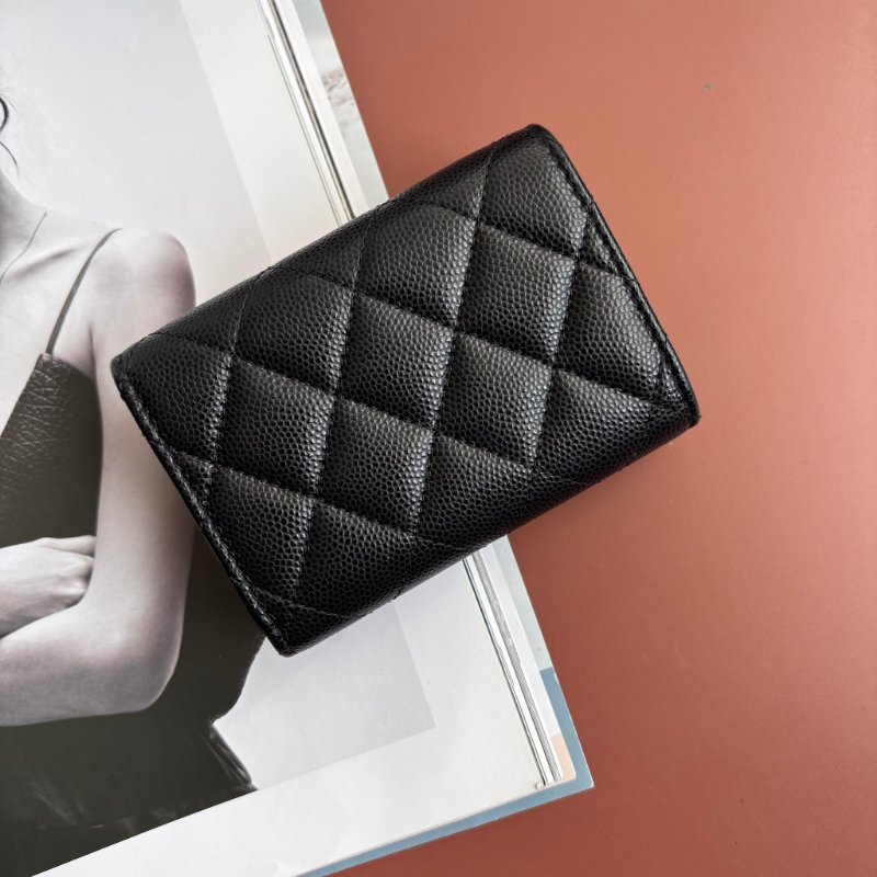 限定款 ::CHANEL::香奈兒菱格紋雙C釦式三摺短夾 內迴紋針圖樣-3