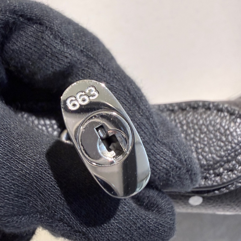 Louis Vuitton✨LV X YAYOI KUSAMA草間彌生 限定款 南瓜波點手提包腋下包 芯片款-31