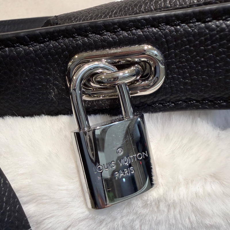 Louis Vuitton✨LV X YAYOI KUSAMA草間彌生 限定款 南瓜波點手提包腋下包 芯片款-32