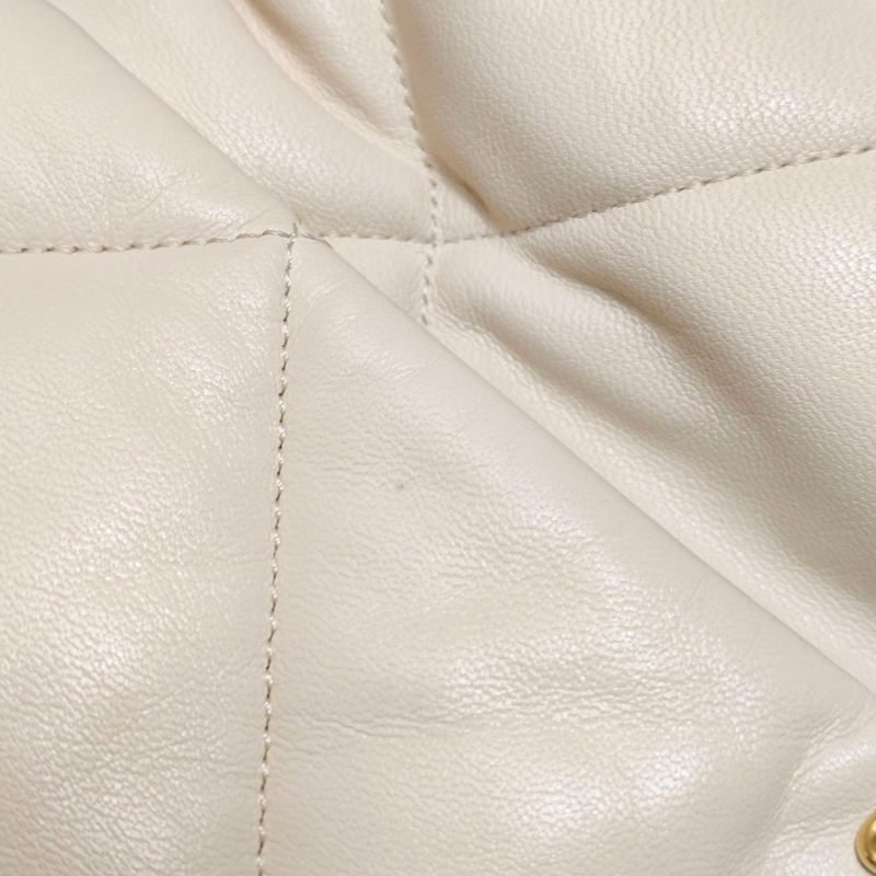 Chanel 19 Bag Maxi皮菱格絎縫穿皮雙C扣斜背包單肩包-19