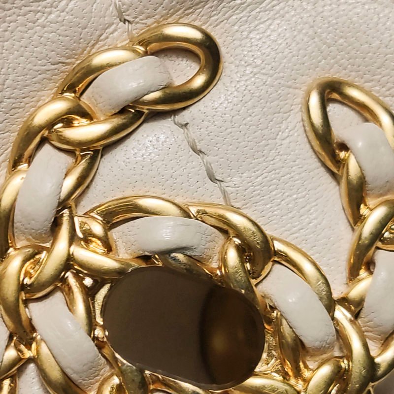 Chanel 19 Bag Maxi皮菱格絎縫穿皮雙C扣斜背包單肩包-25