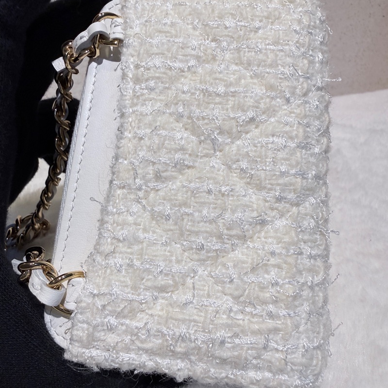 Chanel✨2023A白金毛呢蝴蝶結卡包零錢包-6