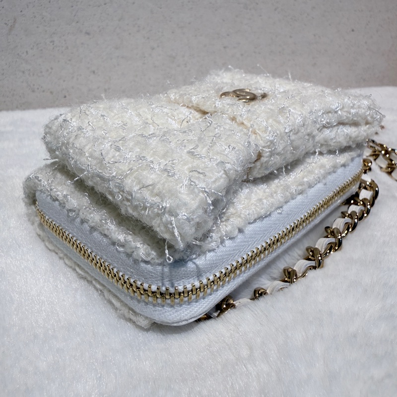 Chanel✨2023A白金毛呢蝴蝶結卡包零錢包-18