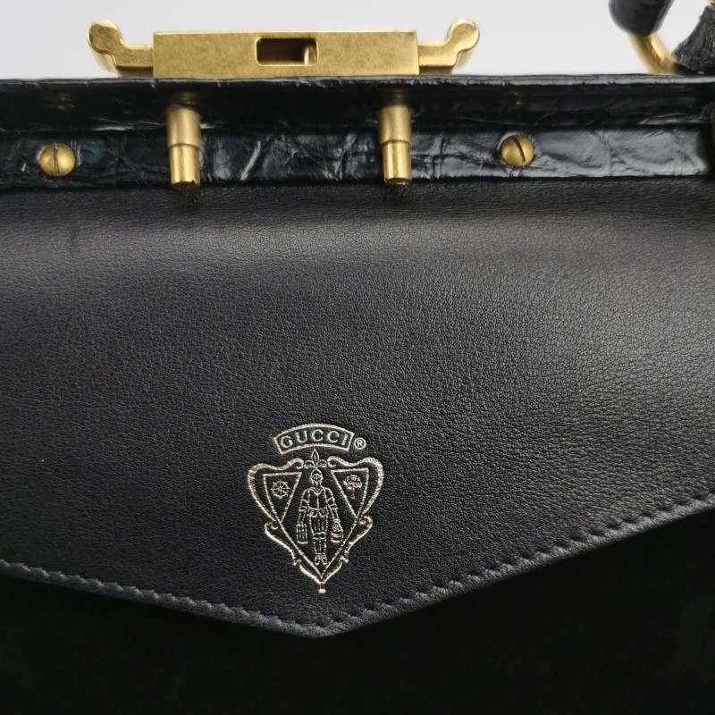 Gucci 鱷魚皮純色壓紋字母ogo金屬扣手提包-7