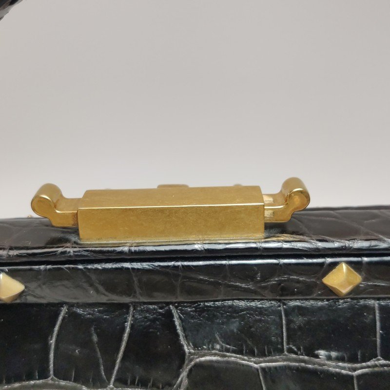 Gucci 鱷魚皮純色壓紋字母ogo金屬扣手提包-11