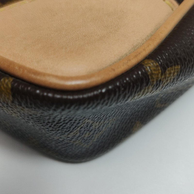 Louis Vuitton(LV)Porte Documents Voyage植革Monogram印花矩形手提包-11