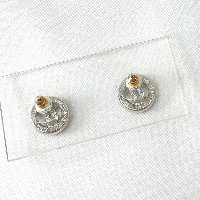 莉亞精品♡Chanel 銀色水鑽圓形耳環 二手-3
