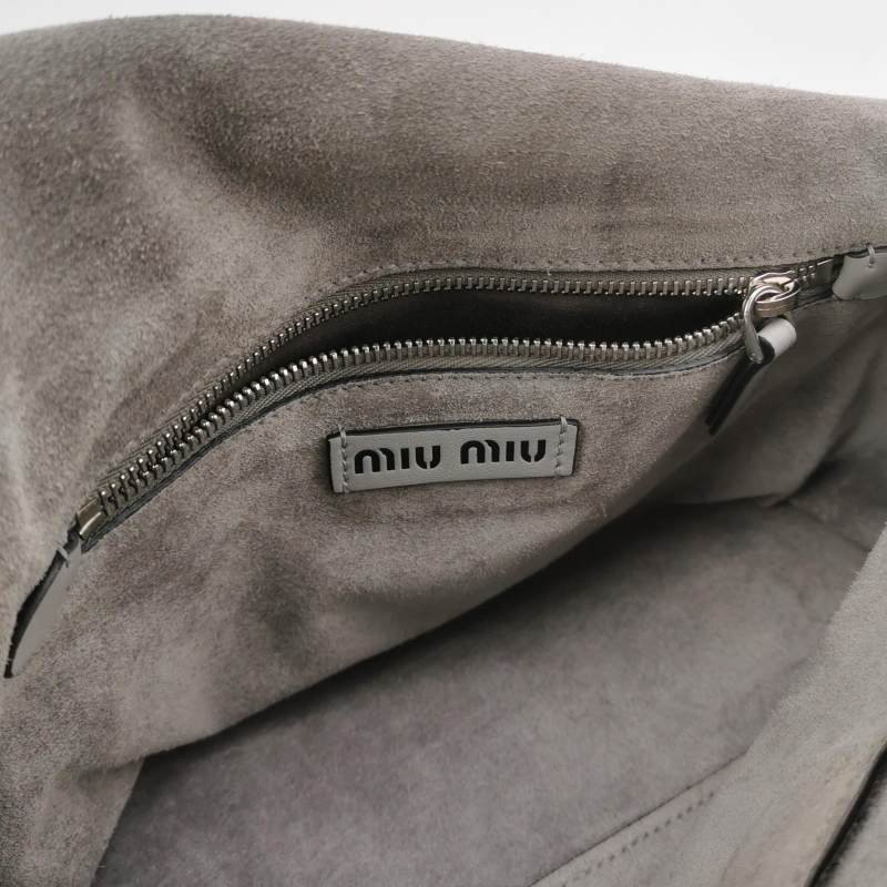 Miu Miu Grace Lux系列牛皮拼色字母Logo斜挎包單肩包-7