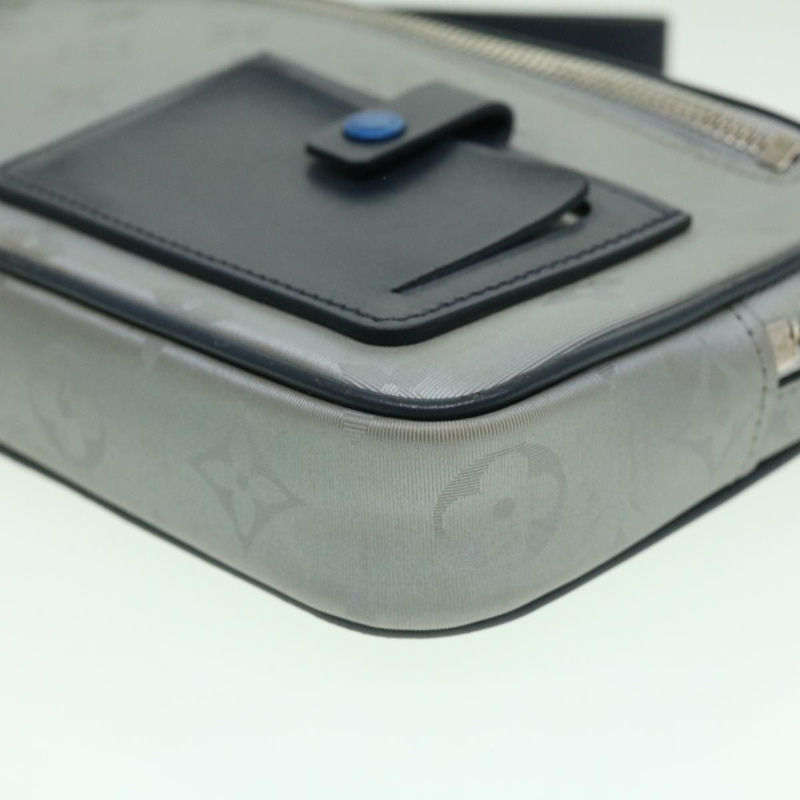 【日本直送】路易威登 Monogram Satellite Alpha 手拿包 銀色 M44171 LV Auth 32344V-13