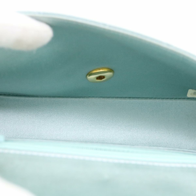 【日本直送】香奈兒 Diana Matelasse 緞面肩背包，淺藍色，CC 標誌，正品編號 33325V-9