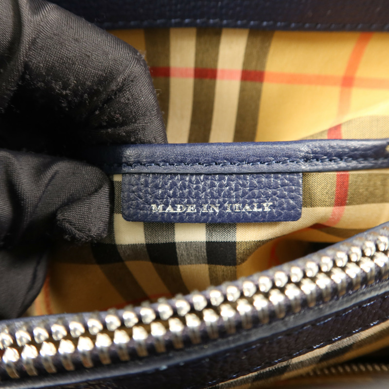 BURBERRY 牛皮皮革Banner Bag銀扣手挽肩背兩用袋-6