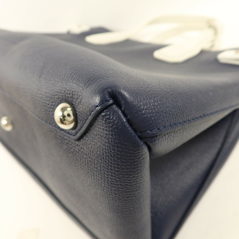 BURBERRY 牛皮皮革Banner Bag銀扣手挽肩背兩用袋-13