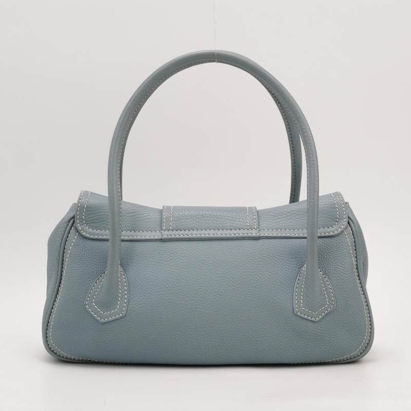 Celine牛皮純色金屬針扣單肩包-4