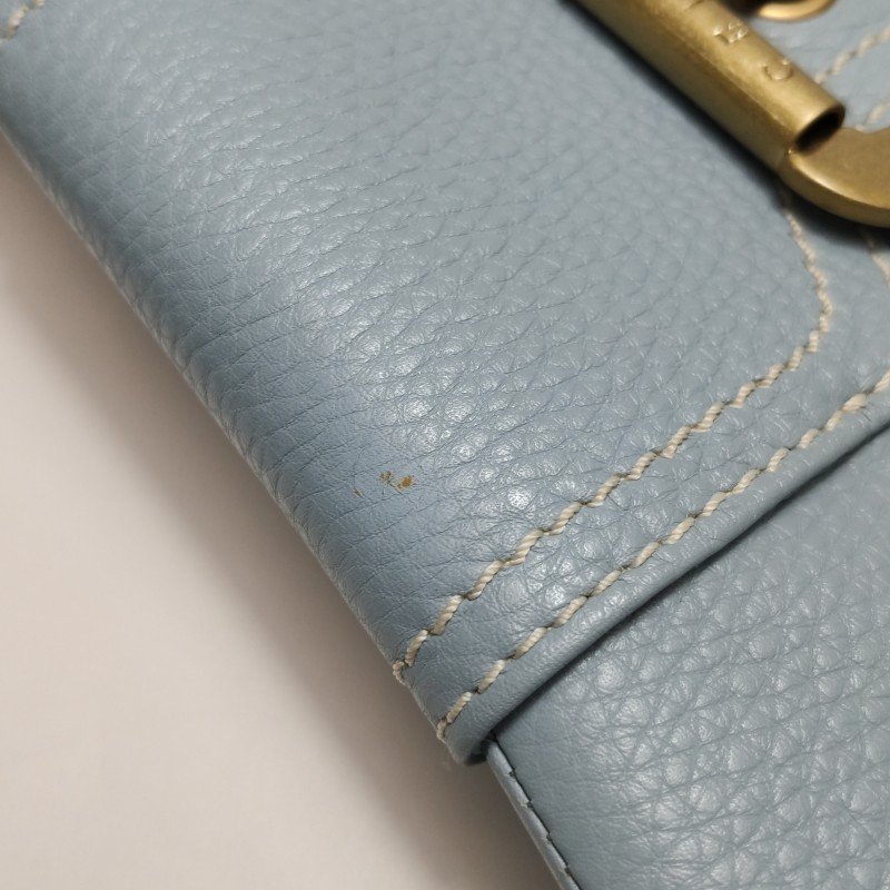 Celine牛皮純色金屬針扣單肩包-13